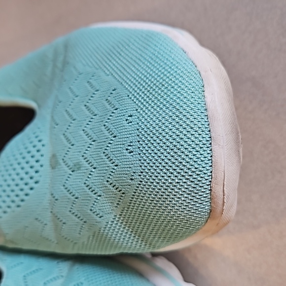 Teal skechers Slip ons - Picture 3 of 12